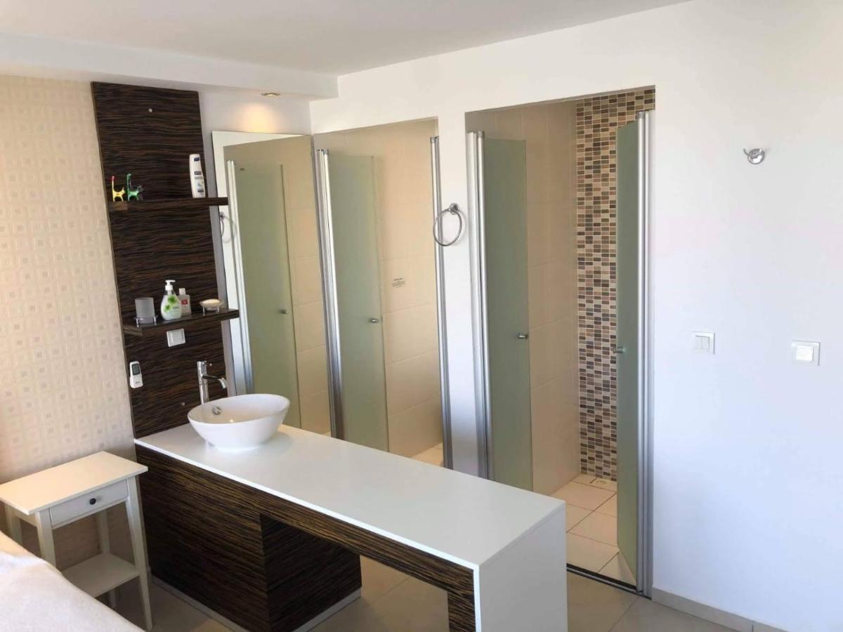 Babylon Luxury Villa With Private Pool And Indoor Heated Pool Side Esterno foto